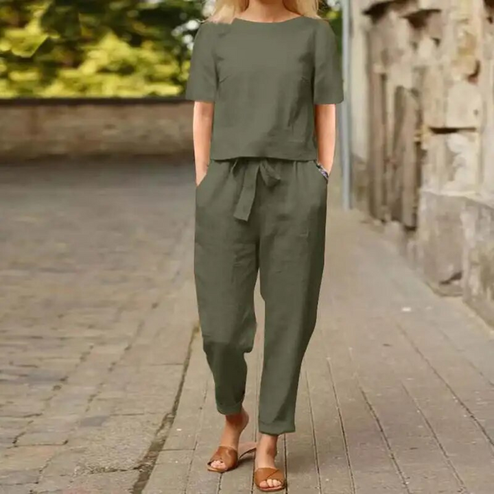 Tricia - Comfortable Spring/Summer Ensemble