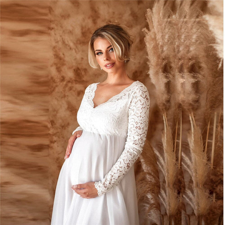 Elegant Lace Maxi Dress for Expecting Moms