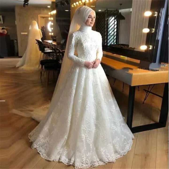 Regal Elegance Wedding Dress